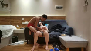 站立后入黑衣性感高颜值妹子激情口交上位骑乘