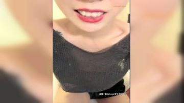 小可爱纯纯骚货御姐：我没有买过跳蛋什幺的，那个时候没有什幺人是我的对手，呸男人，最后还是乖乖漏逼发骚赚钱，哈哈哈！