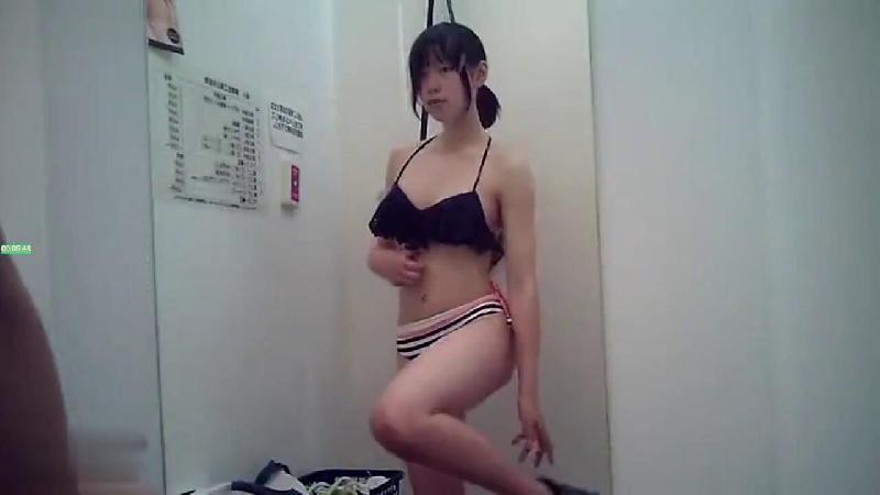 杭州高端小姐李小璐，黑丝少妇，肉棒、跳蛋伺候小淫穴，淫荡叫床声，骚气逼人！