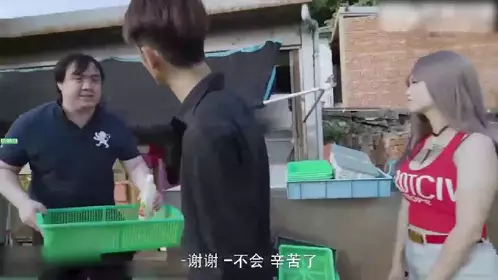 O品爆乳女神云宝宝er性爱禁区2019新作-胖老板再操黑丝爆乳秘书干的小骚货淫语..大陆去浮水印国语