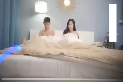 【顶级粉穴❤️绝美名器】白嫩肌肤眼镜小骚货白虎粉穴逼让粉丝一览无余 被粉丝称为全网最漂亮的嫩粉穴 高清720P版