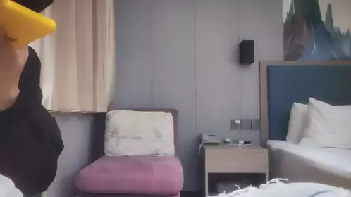 女主播嫚嫚淫荡人妻和水电工做爱