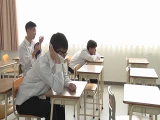 NHDTA-782 姉を犯してしまったところを母亲に见られ后戻りができず泥沼中出し亲子丼