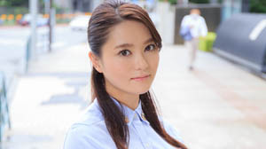 MAAN-571 白皙巨乳婊子女孩！欣赏摇曳的巨乳和大屁股！ 每次刺穿的快感和不可阻挡的潮流！