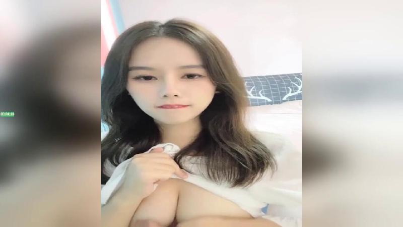 长相甜美气质女神黑色网袜露脸自道具慰特写逼逼【无码】【大陆】【露脸】【国语】【国产】【口交】