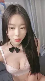 乌黑秀发甜美小姐姐,诱惑高透视黑丝大长腿,沐洱大开,粉肉芽探出洞口