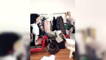 颜值不错骚气大奶妹子双人啪啪 开裆肉丝绳子绑住双脚舔逼逼口交站立抽插的!