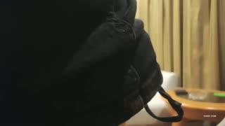 妹子身材苗条小娇乳小粉穴嫌大哥太墨迹姿势多快射了又停下来