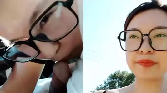 韵味十足眼镜骚货！驾车户外野战！