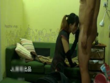 JL屌哥最新大作-性感漂亮的长腿美女沙发上被胖哥各种姿势爆操后又抱起来勐干,操的时间太久美女实在受不了!