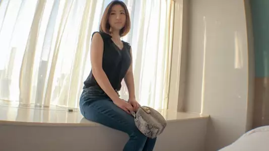 - 【初撮り】【エッチな看护师さん】【奥気持ちいいです..】「虐められたいです..」と応募して来た现役看护师。スイッチが入れば卑猥すぎる姿を晒し.. ネットで応募→体験撮影 (乱伦)