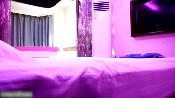 按摩店 硕果仅存的谈话大哥，半套服务加钟干黑丝！