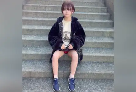 FC2-4656911FC2-4656911 ︎[脸部暴露] 身高149cm的男孩气女大学生，一个