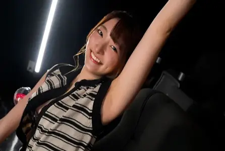 S-CUTE-5616S-CUTE-5616 在情趣酒店电影院内，进行中出性爱！！ 素人