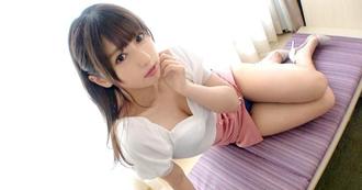 SIRO-4523 [第一枪] [敏感猫拉线] [美屁股超级小便] H 姐姐用沉稳的气氛营造出淫荡的氛围。如果你滴爱汁吐出积累的性欲并推进到阴道后部..