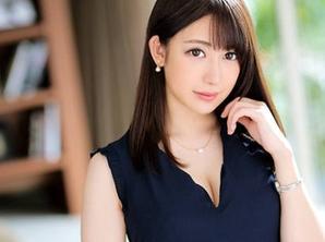 LUXU-1237 美女Rikejo挑战豪华电视1224 AV拍摄！用溢出的男人汁润湿内衣，在大公鸡激烈的活塞上摇晃形状良好的牛奶，一遍又一遍地洒！