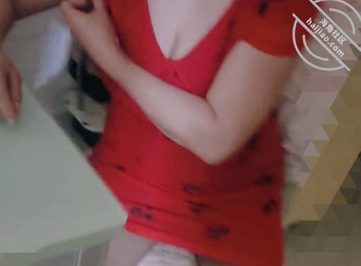 夜晚享受老妈带给大儿子的星级服务