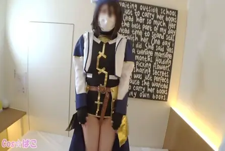 FC2-1070206FC2-1070206 【私拍】新来的是可爱同学，大人让他穿上cos服装做爱