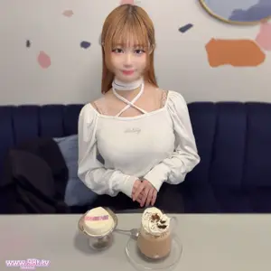 FC2PPV-4666067-【天真烂漫】笑颜が可爱い**地下ｱｲﾄﾞﾙのピンク担当のめるる。超绝神bodyの