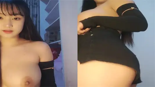 波霸学生妹乐乐两只咪咪比头还大好想使劲揉捏