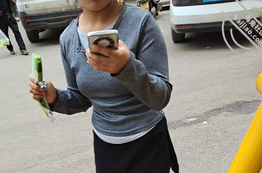 乱伦侄女好像怀孕了