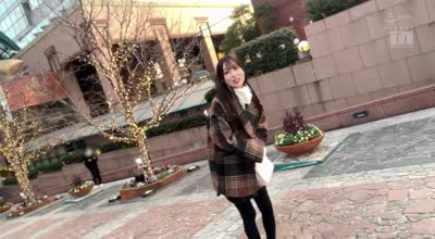 MNGS-002 AV女优になった元カノ幼驯染と再会 久しぶりに会った彼女が垢抜けて可爱くなってたのでついデートに诱ったらまさかのOK あの顷は、ウブすぎてキスまでしかできなかった仆らはホテルに泊まって初めてのセックスなのにめちゃくちゃ中出ししまくった。 新井リマ